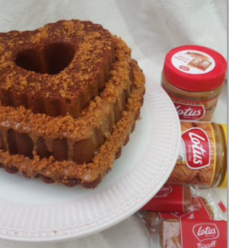 Receta de bundt Cake de capuccino con crema de Lotus