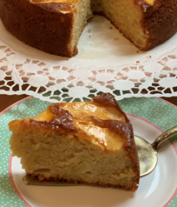 Receta de Bizcocho de manzana y yogur